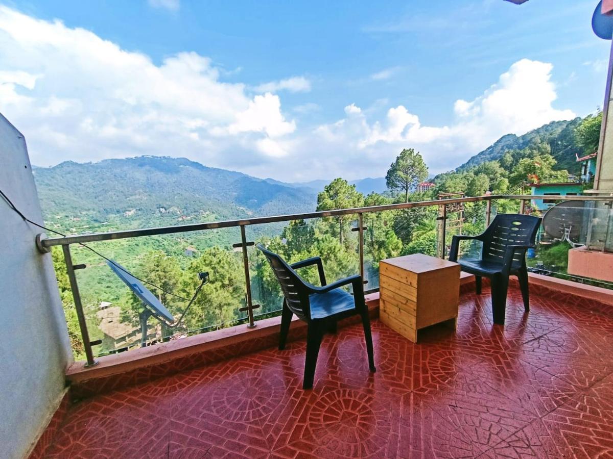 The Western Heights I Serviced Apartments I Pvt Balcony I Lift I Peacefull Area I Family Accomodation I Kasauli I By Exotic Stays Exterior foto