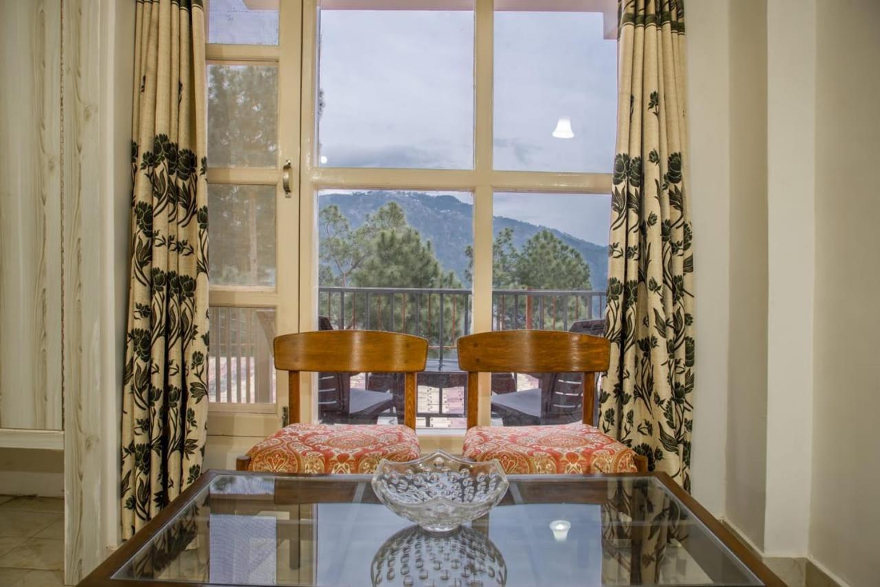 The Western Heights I Serviced Apartments I Pvt Balcony I Lift I Peacefull Area I Family Accomodation I Kasauli I By Exotic Stays Exterior foto